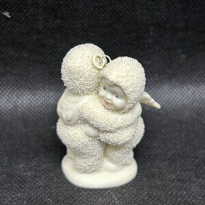 Department 56 Snowbabies 1998 Mini “Give someone a Hug” ornament